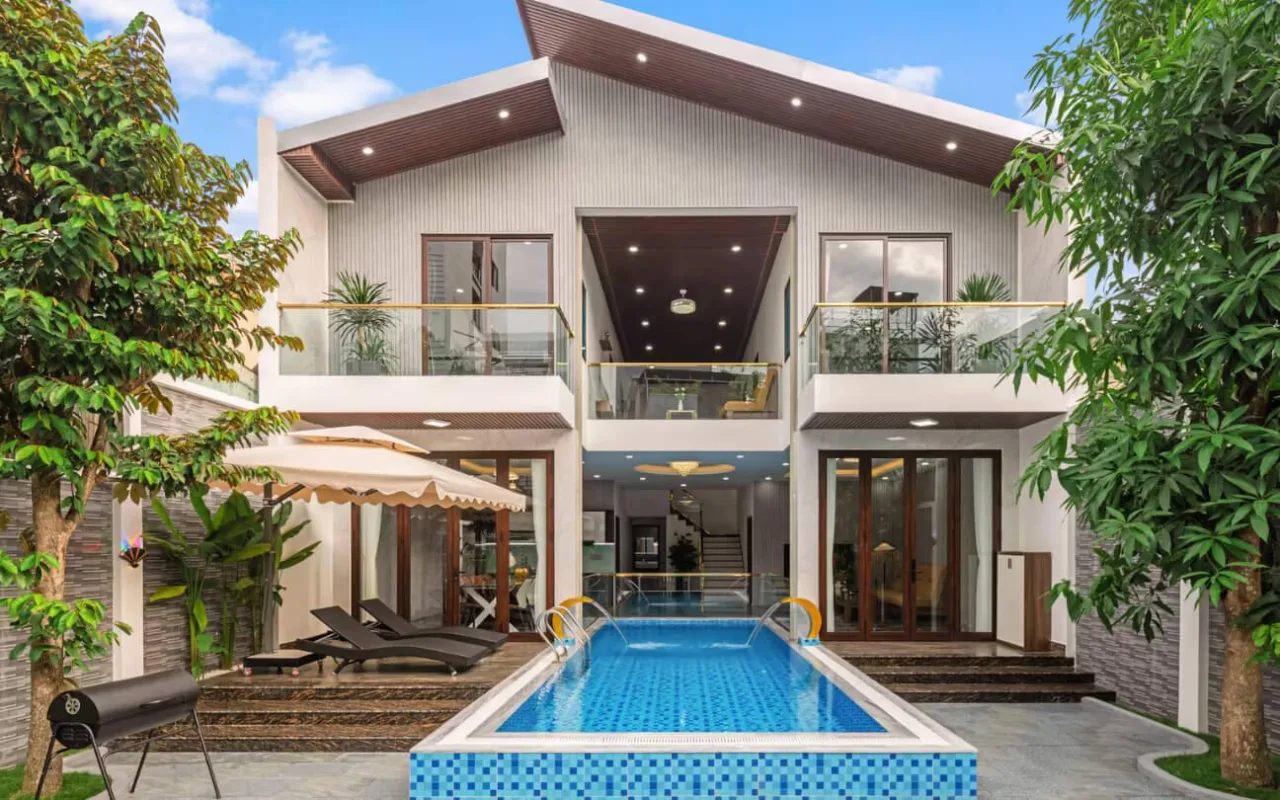 Best place to book a villa in Da Nang? Compare OTA, agents &amp; Koaniva