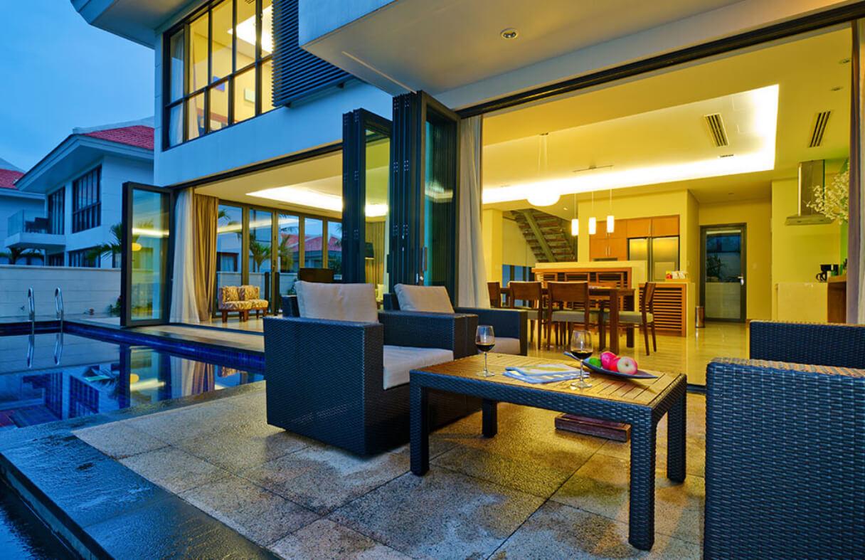Spacious living area inside Koaniva The Ocean Villa with modern amenities