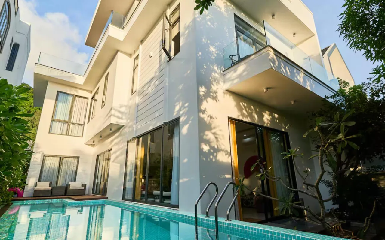 Nên thuê villa Đà Nẵng ở đâu? Gợi ý khu vực đẹp &amp; cách chọn villa phù hợp cùng Koaniva