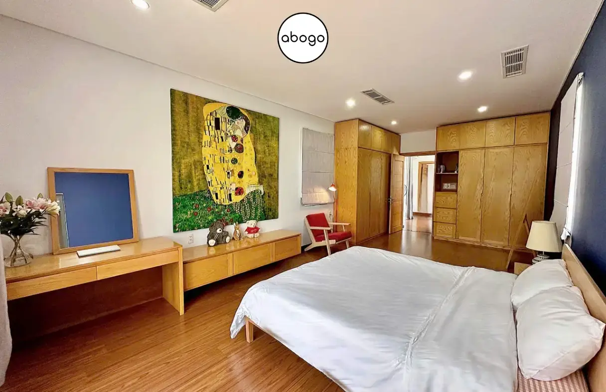 Phòng ngủ tại villa 5 phòng Miu Villa Đà Nẵng – thiết kế ấm cúng, giường nệm cao cấp