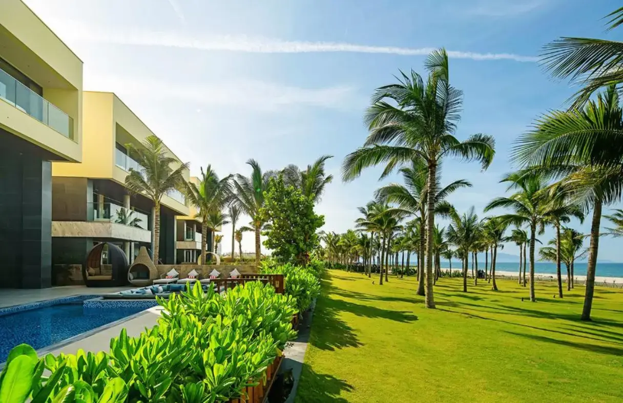 Biệt thự hướng biển tại The Five Villas & Resort Danang