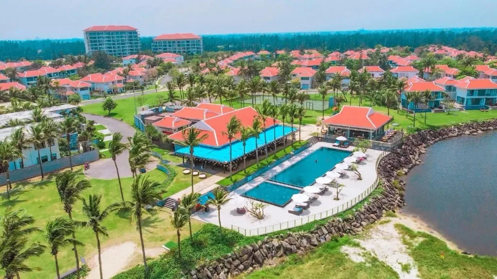 Hotline Ocean Suites Đà Nẵng: Hướng Dẫn Liên Hệ & Đặt Phòng Mới Nhất 2026