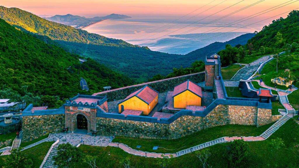 Review Tổng Hợp List Danh Sách Kinh Nghiệm Đặt Tour & Dịch Vụ Đà Nẵng