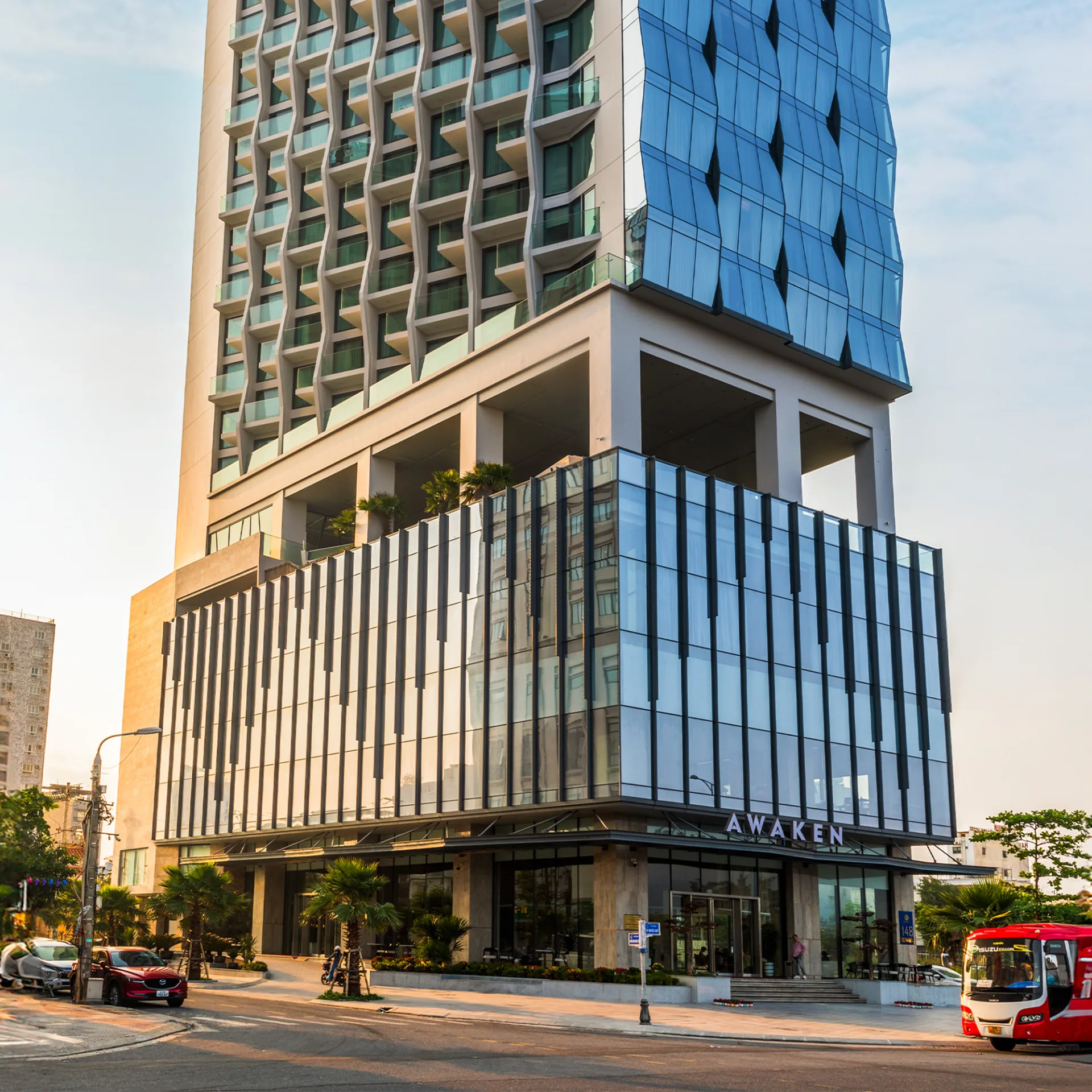 Hotline Liên Hệ Số Điện Thoại Tổng Đài Awaken Danang Hotel Đặt Phòng Chính Thức