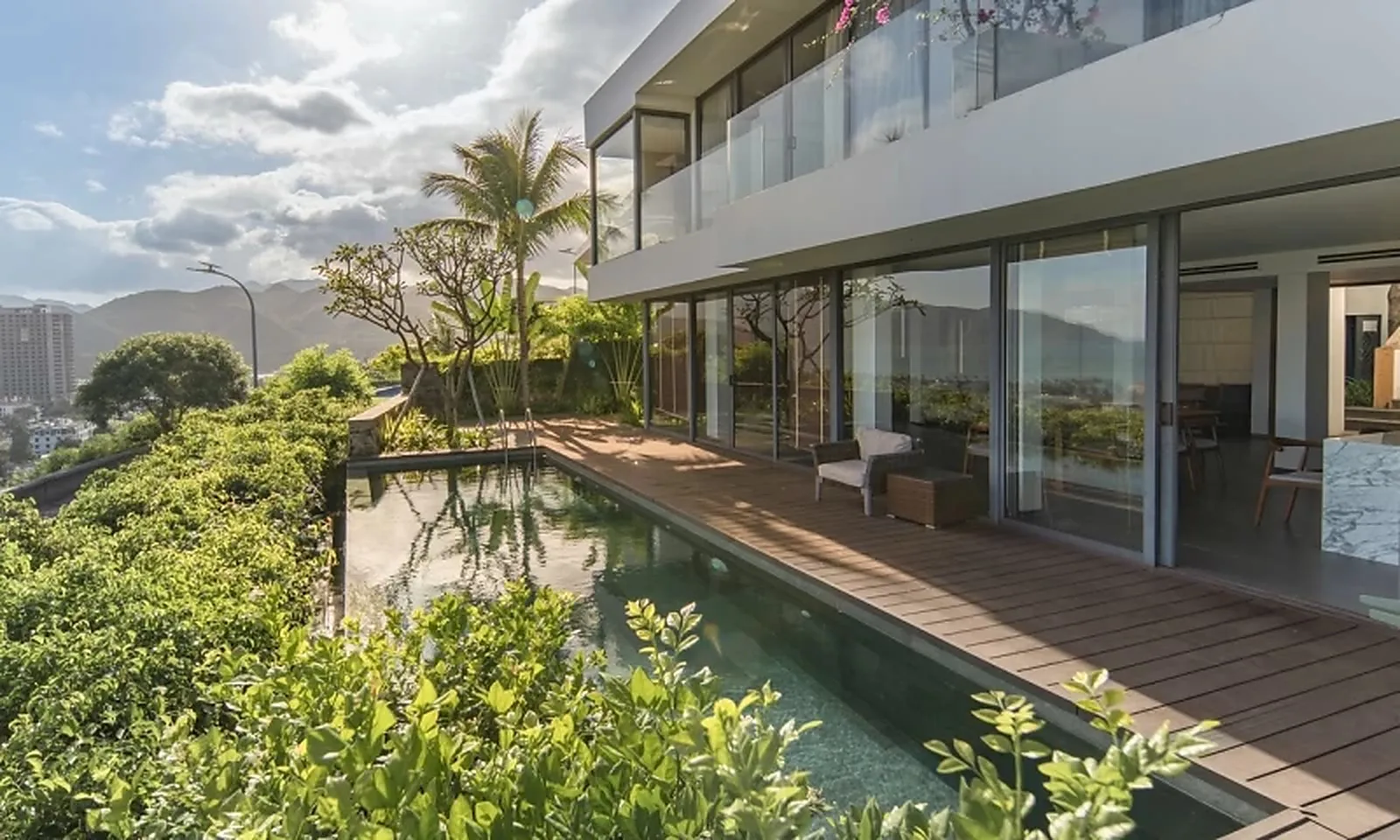 Ocean Front Anh Nguyễn Nha Trang đặt phòng