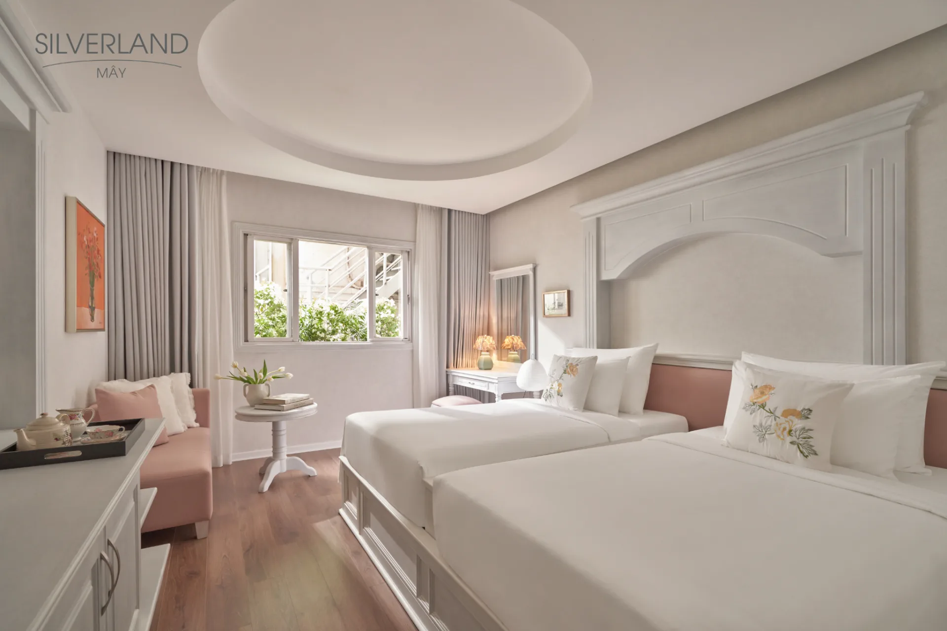 Phòng Narra Double hoặc Twin tại Silverland Mây Hotel với thiết kế tinh tế, phù hợp cho hai khách