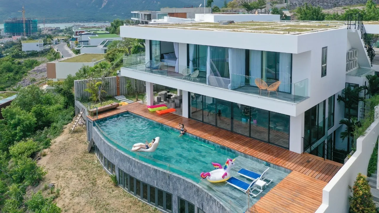 đặt phòng biệt thự Oceanfront Nha Trang