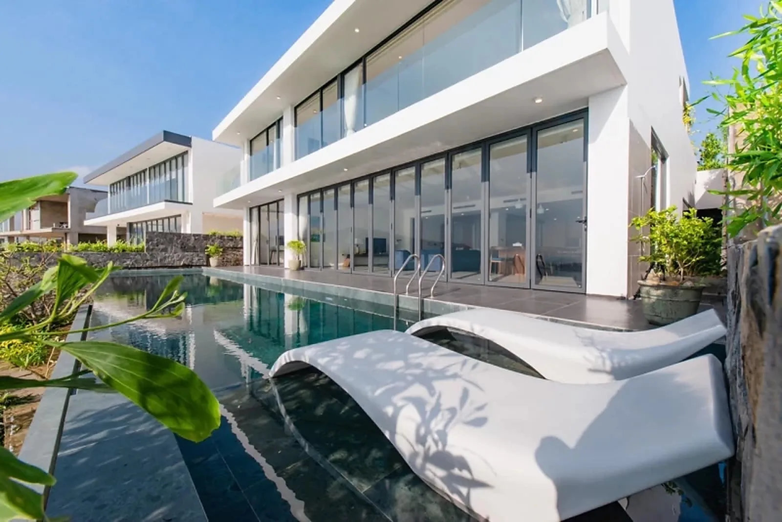 Ocean Front villa Nha Trang cuối tuần