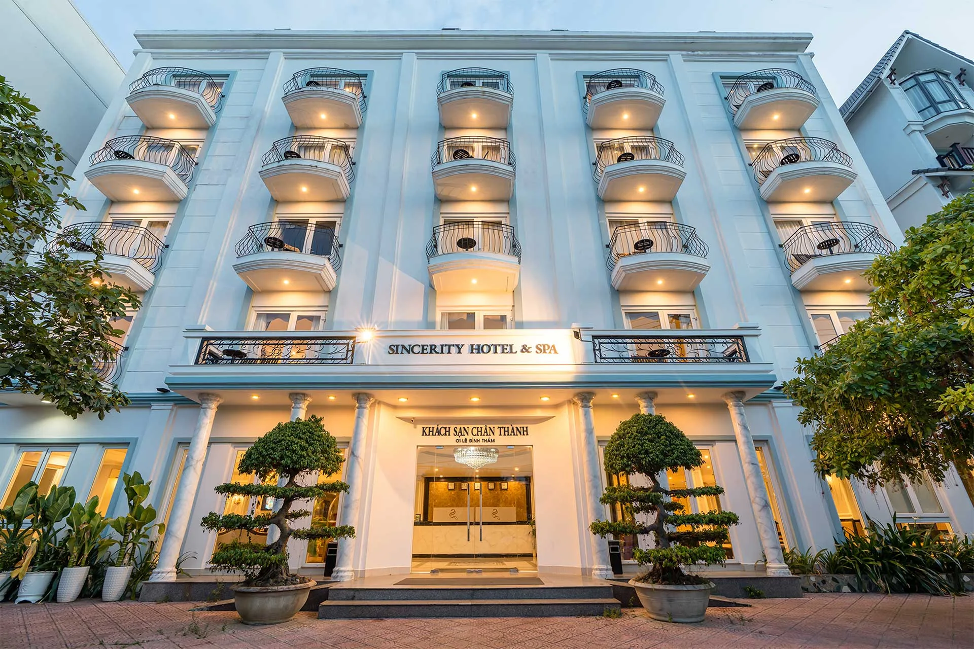 Mặt tiền khách sạn