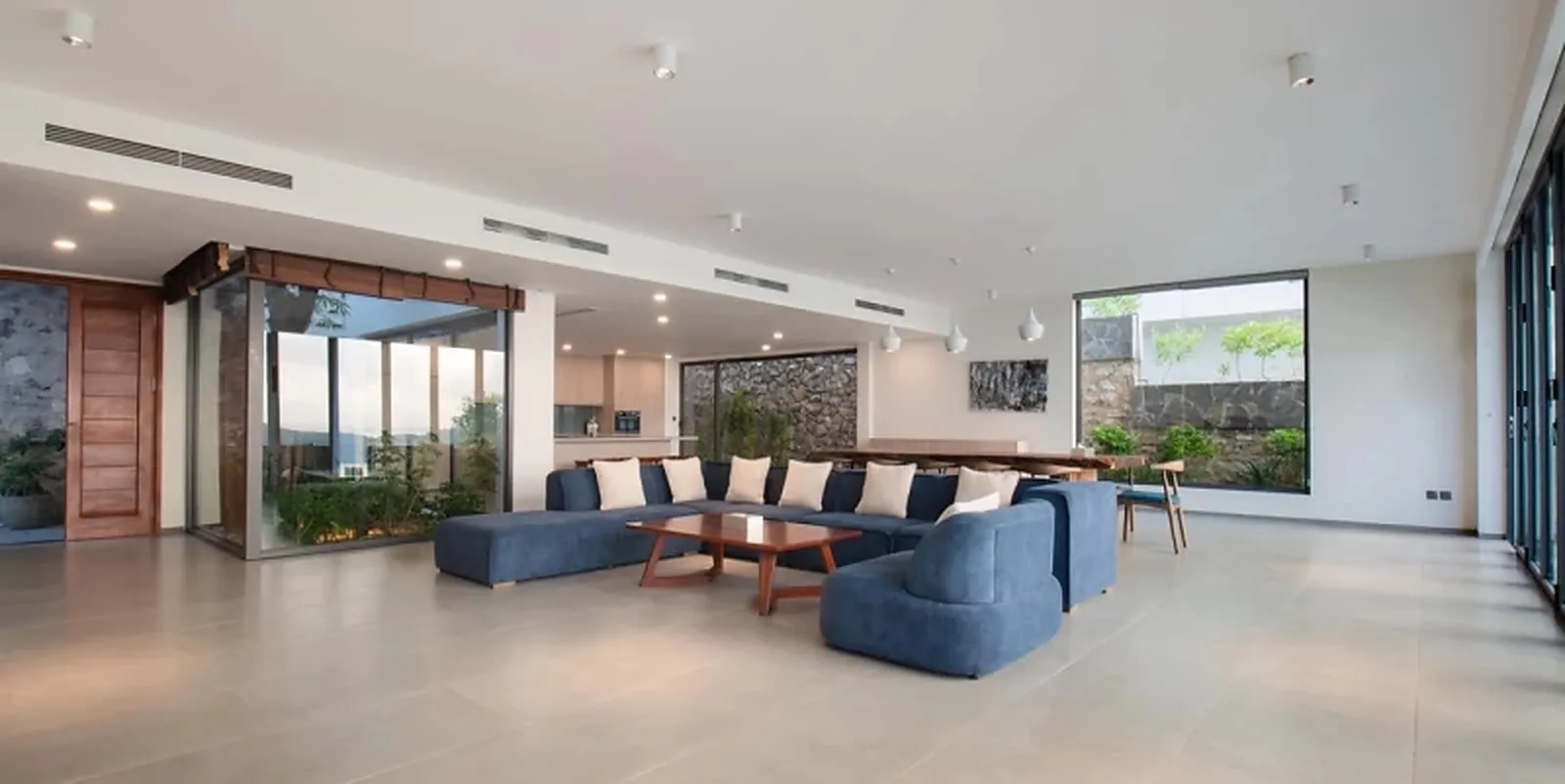 Ocean Front villa Nha Trang cuối tuần