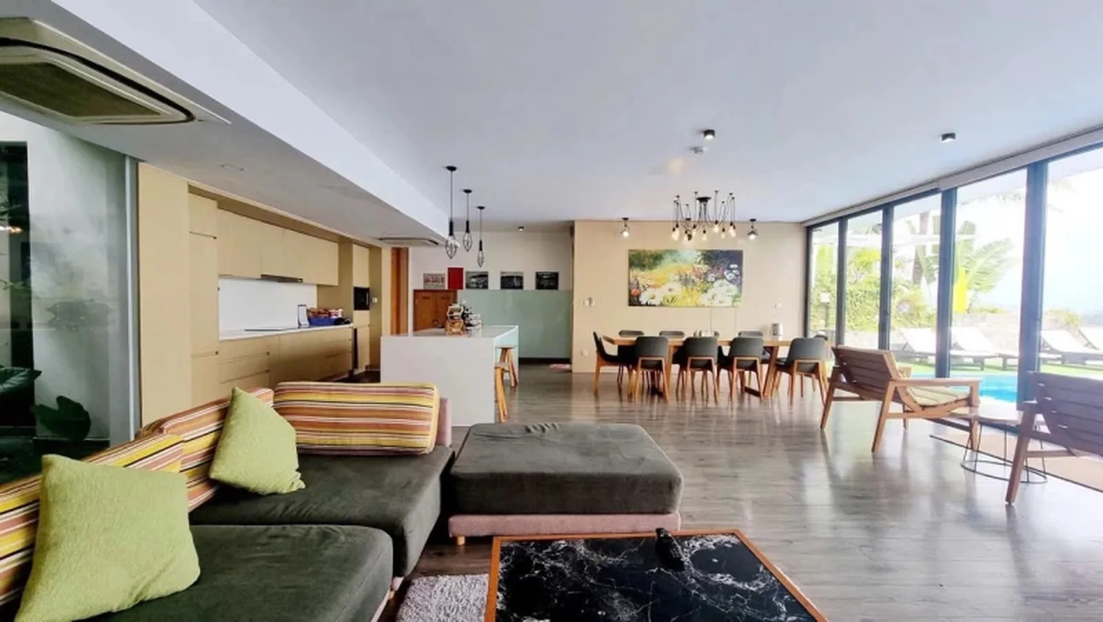 Ocean Front villa Nha Trang tổ chức tiệc