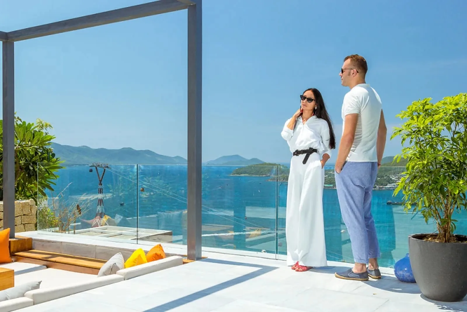 Ocean Front villa Anh Nguyễn giá thuê