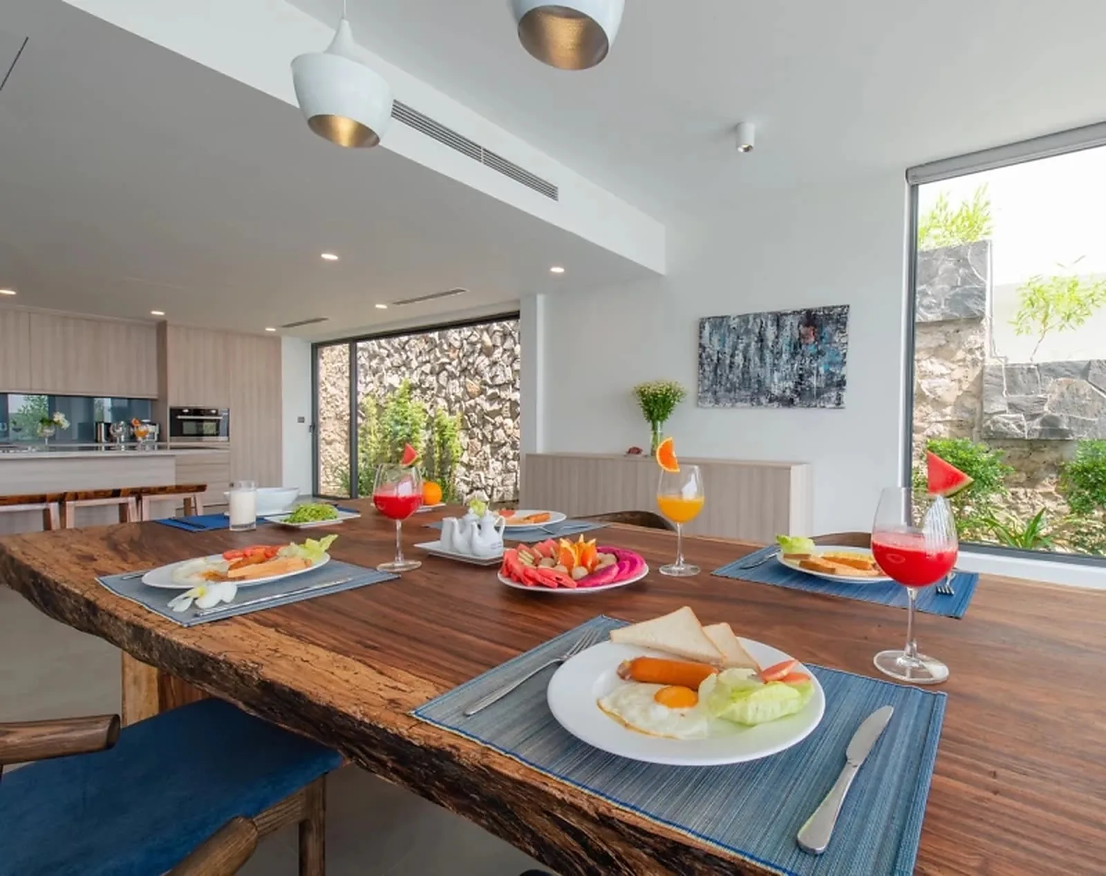 Ocean Front villa Nha Trang cuối tuần