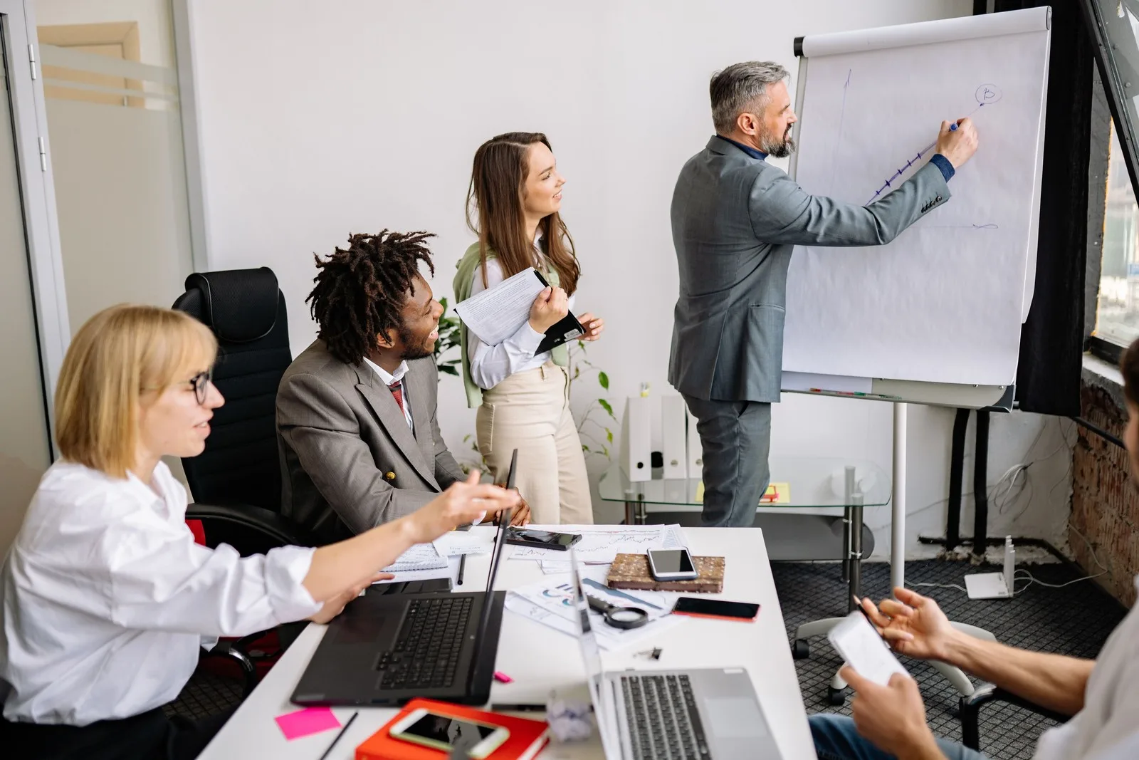 mentor ota khách sạn