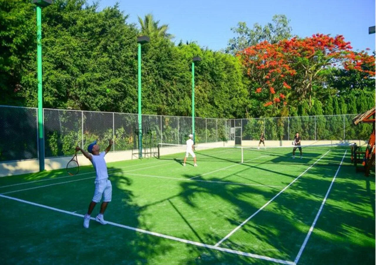 Đa dạng hoạt động nghỉ dưỡng dành cho cả người lớn và trẻ em.