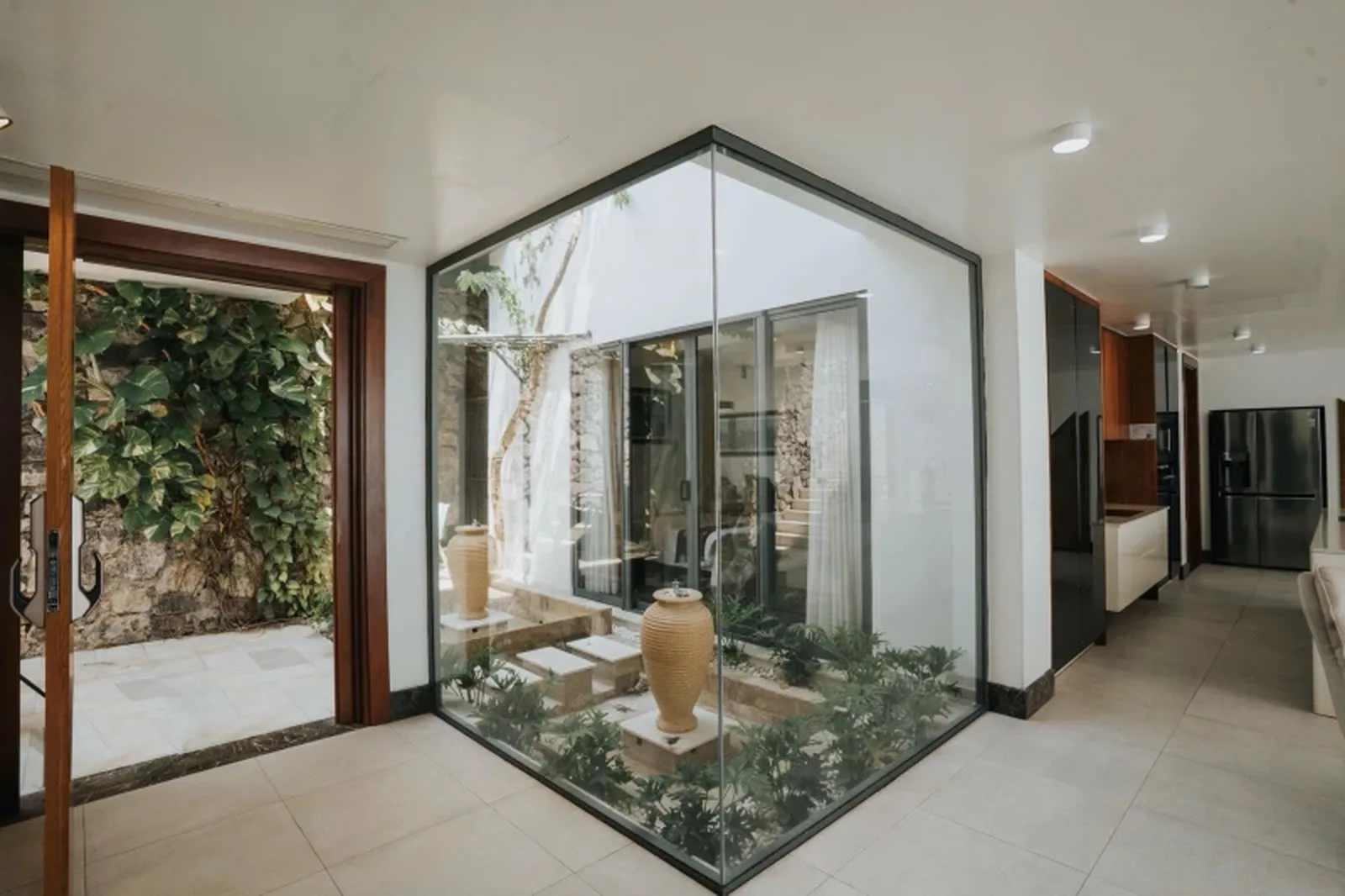 COcean Front villa Anh Nguyễn lịch trống