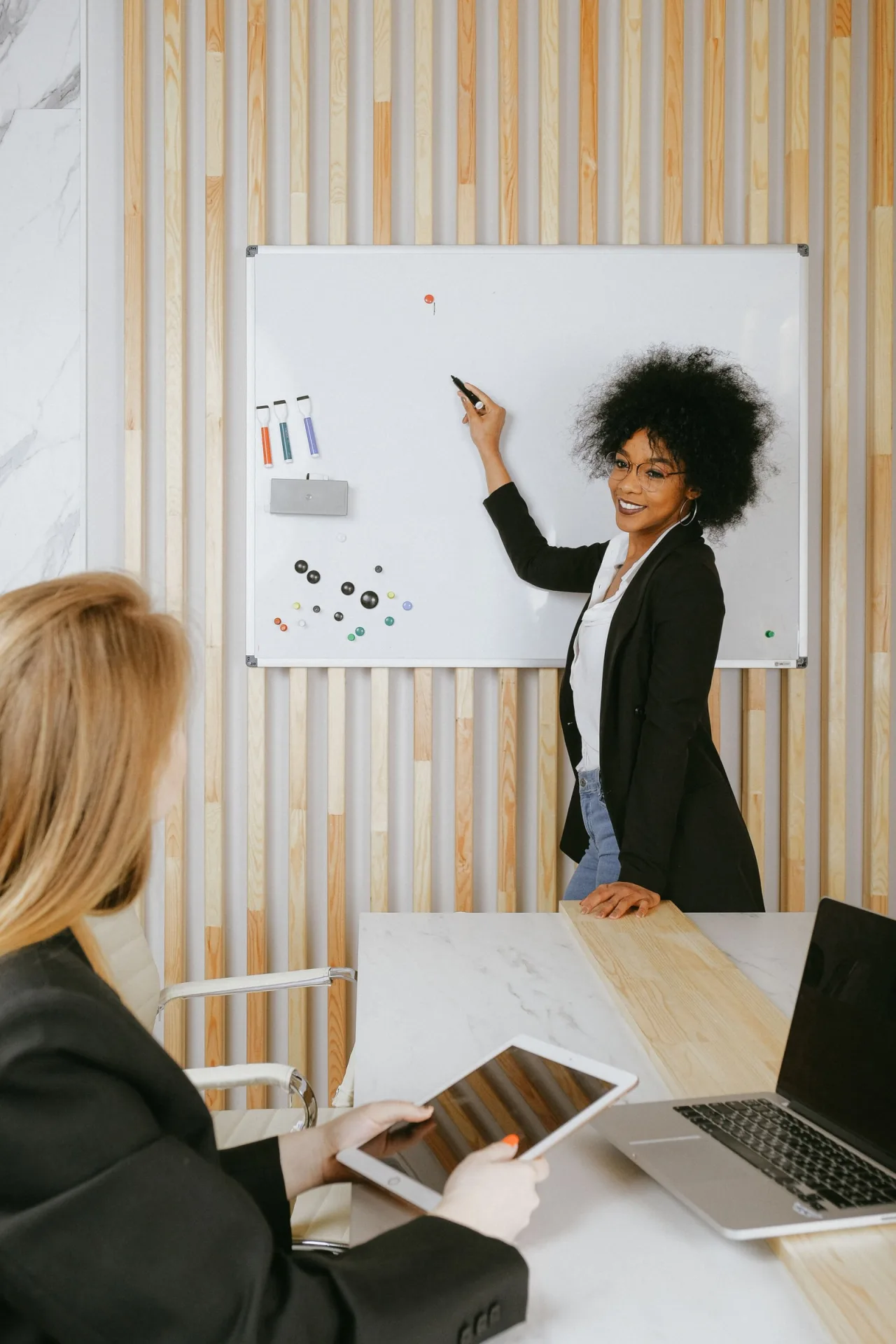 mentor ota khách sạn