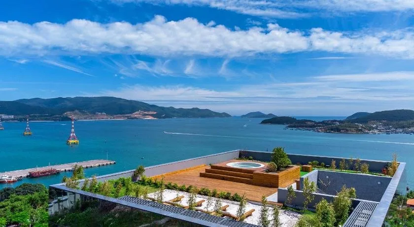 đặt phòng Ocean Front villa Nha Trang