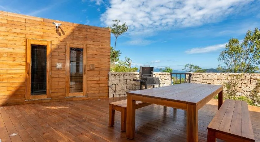 hotline villa Oceanfront Nha Trang