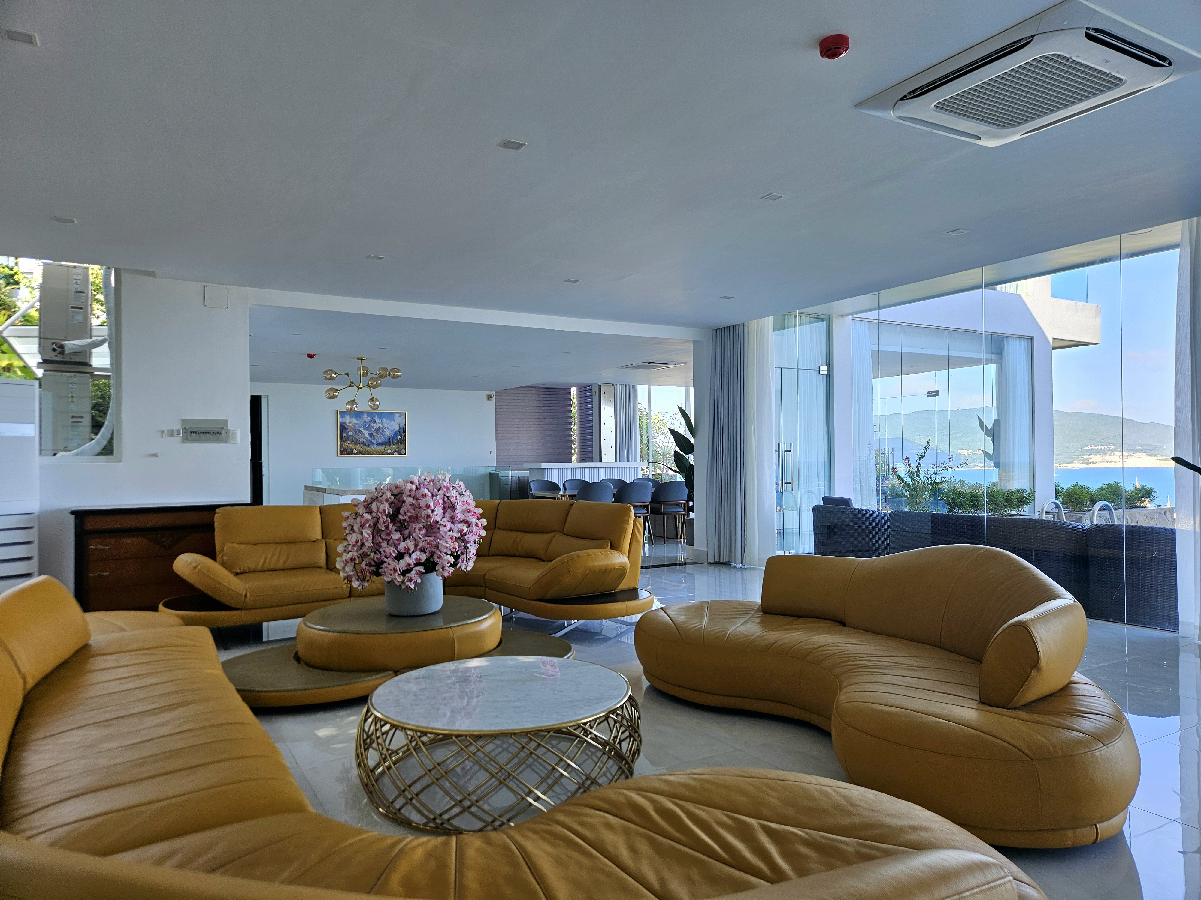 Oceanfront Nha Trang có nên đặt không
