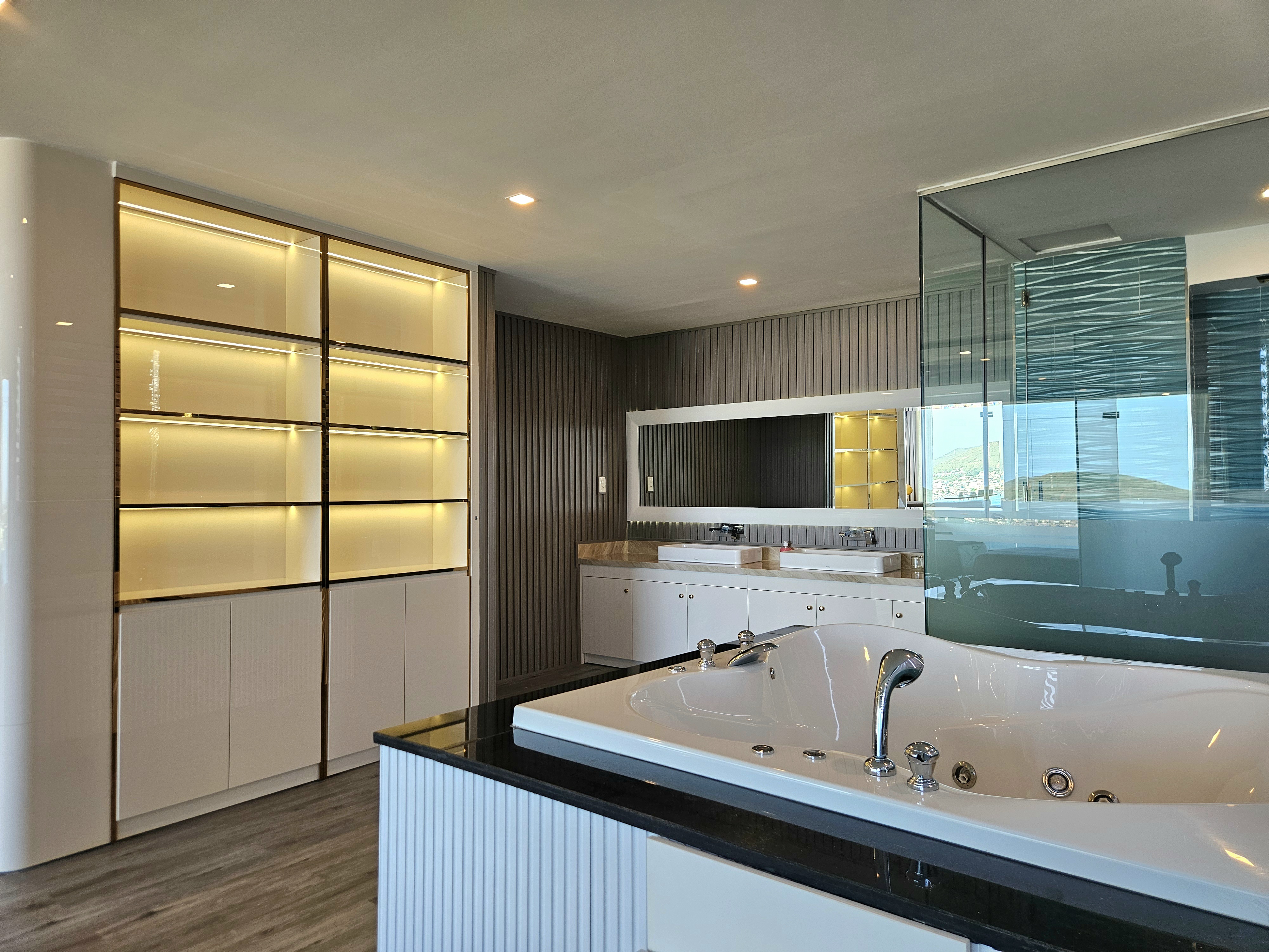 review Ocean Front Villas Nha Trang