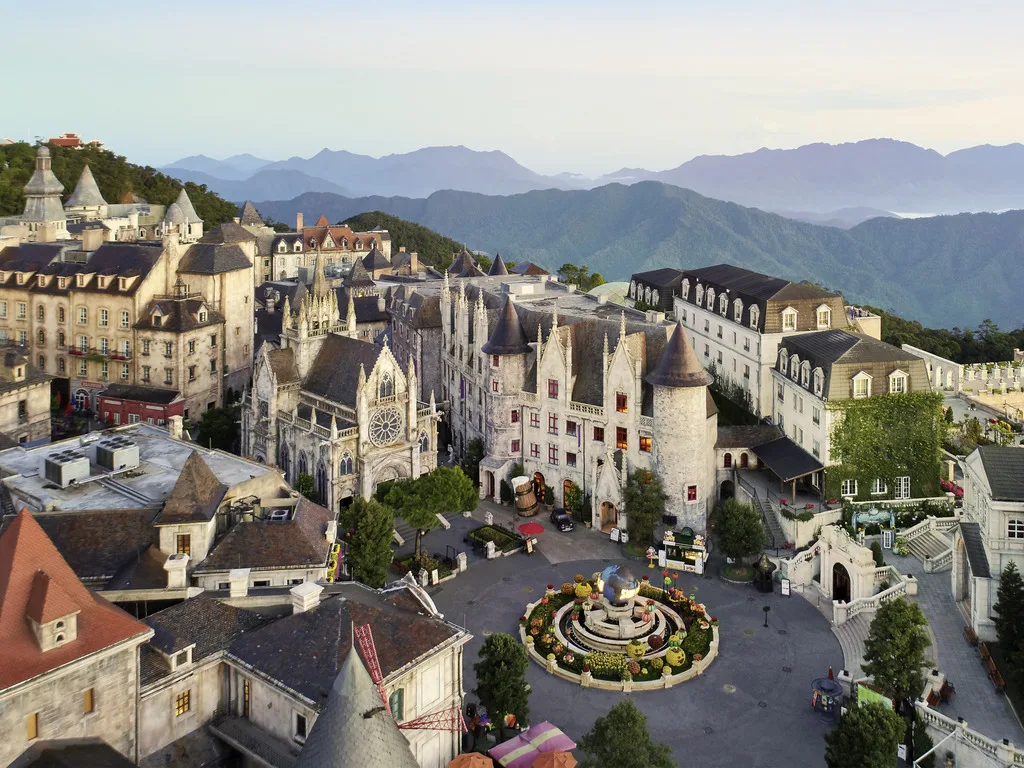 Mercure Danang French Village Bana Hills, Đà Nẵng nhìn từ trên cao