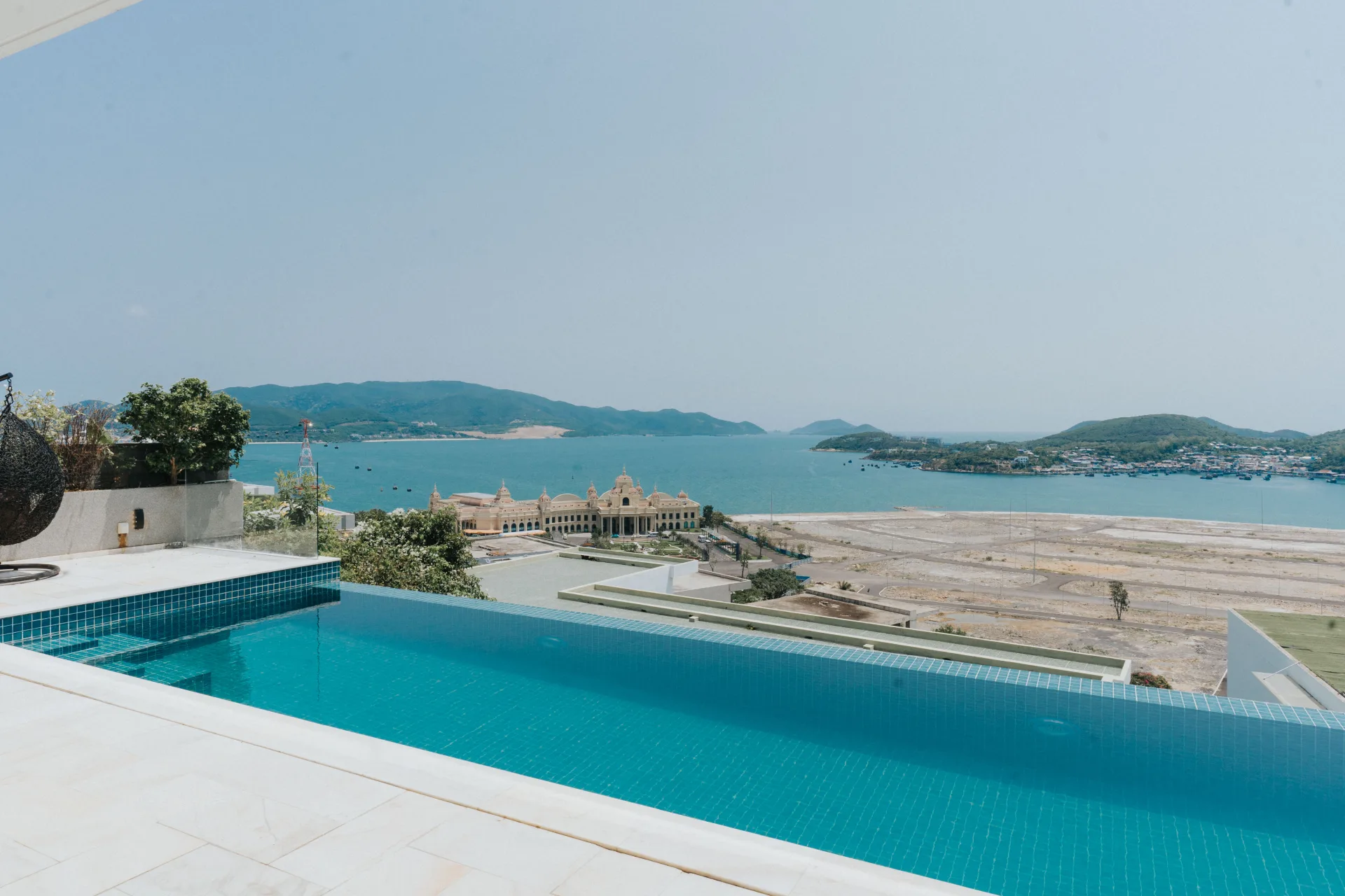 Oceanfront Nha Trang bảng giá