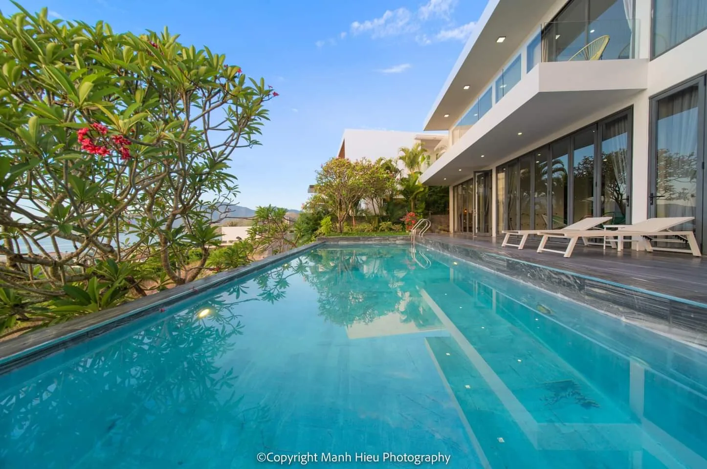 check lịch Oceanfront Nha Trang