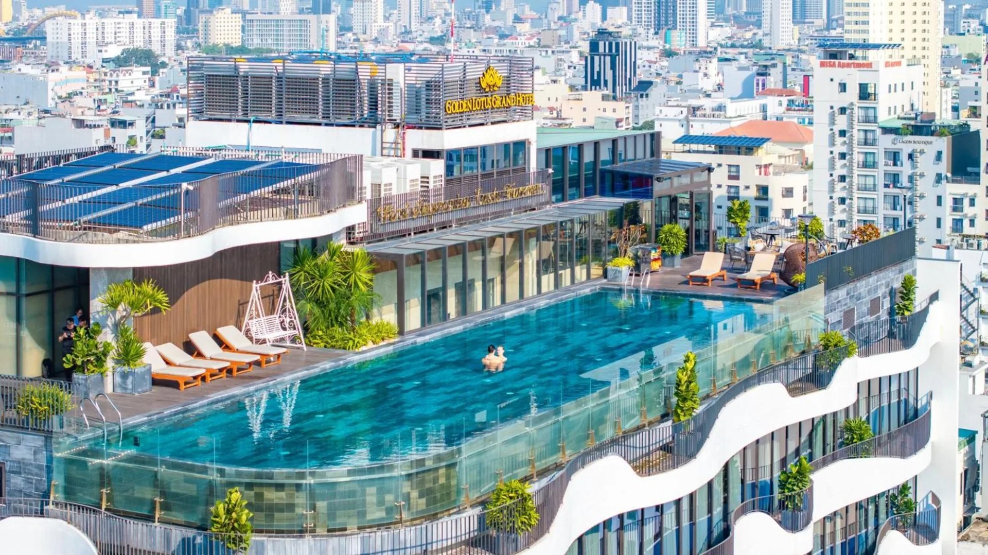 Golden Lotus Grand Da Nang: Hotline Đặt Phòng Chính Thức & Trải Nghiệm Nghỉ Dưỡng Đẳng Cấp