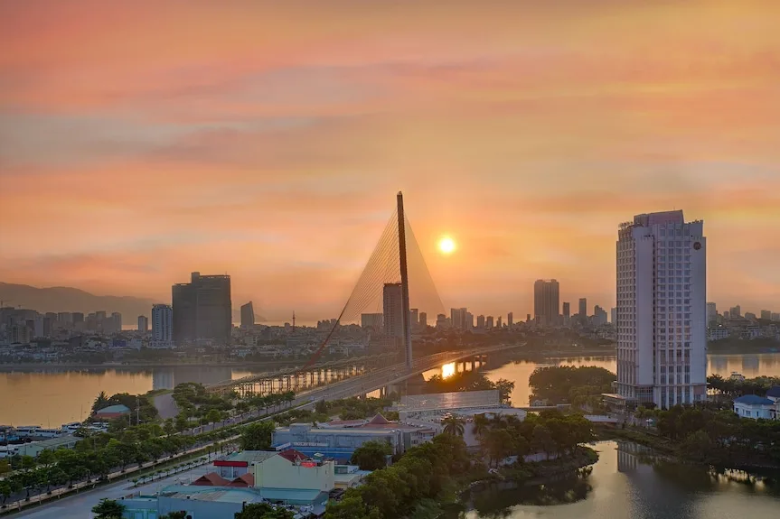 Lavender Riverside Hotel - Hotline Đặt Phòng Chính Thức & Trải Nghiệm Nghỉ Dưỡng Bình Yên Bên Dòng Sông