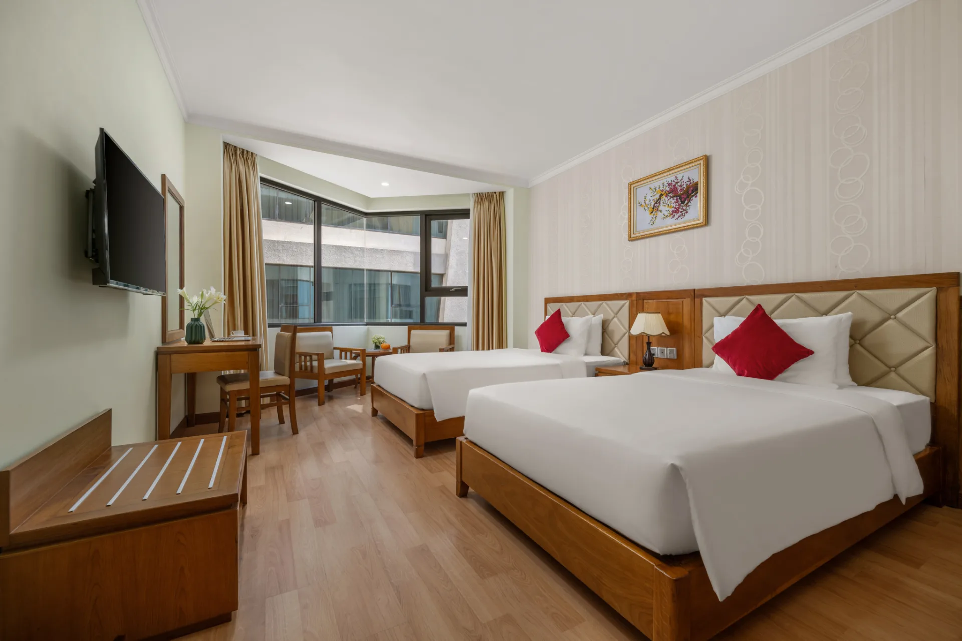 Tổng Đài Serene Beach Danang Hotel: Hotline Đặt Phòng Chính Thức & Hỗ Trợ 24/7