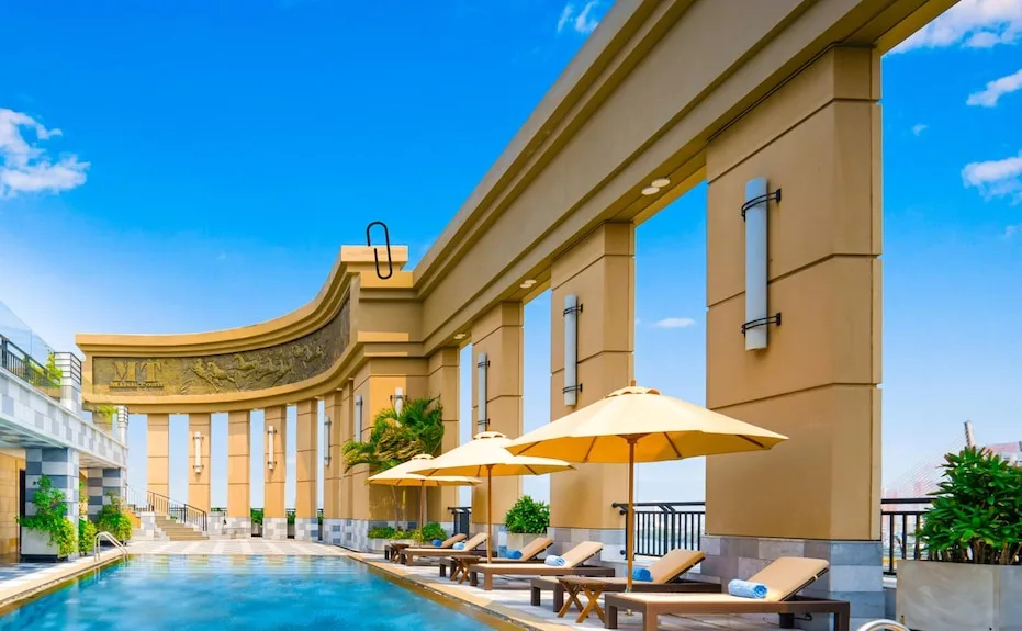 Minh Toan Galaxy Hotel: Hotline Đặt Phòng Chính Thức & Trải Nghiệm Lưu Trú Đẳng Cấp