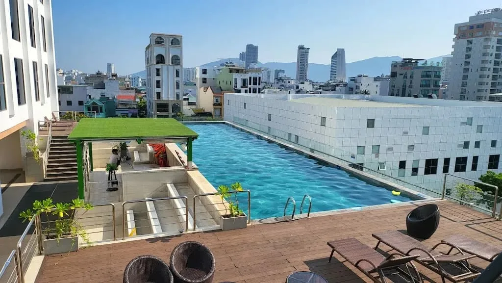 Khám Phá Royal Lotus Hotel Danang: Trải Nghiệm Lưu Trú Đẳng Cấp Tại Thành Phố Biển