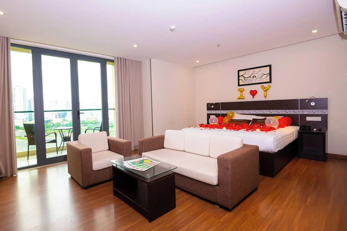 Hotline Liên Hệ Số Điện Thoại Tổng Đài Sea Garden Hotel Đặt Phòng Chính Thức