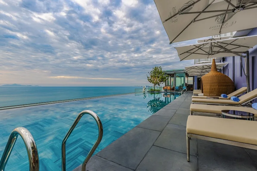 Tổng Đài & Hotline Liên Hệ Đặt Phòng Le Sands Oceanfront Danang Hotel & Resort Chính Thức