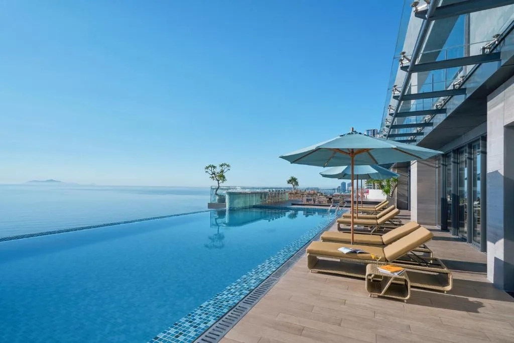 Muong Thanh Luxury Da Nang Hotel: Trải Nghiệm Đẳng Cấp & Thông Tin Đặt Phòng Chính Thức