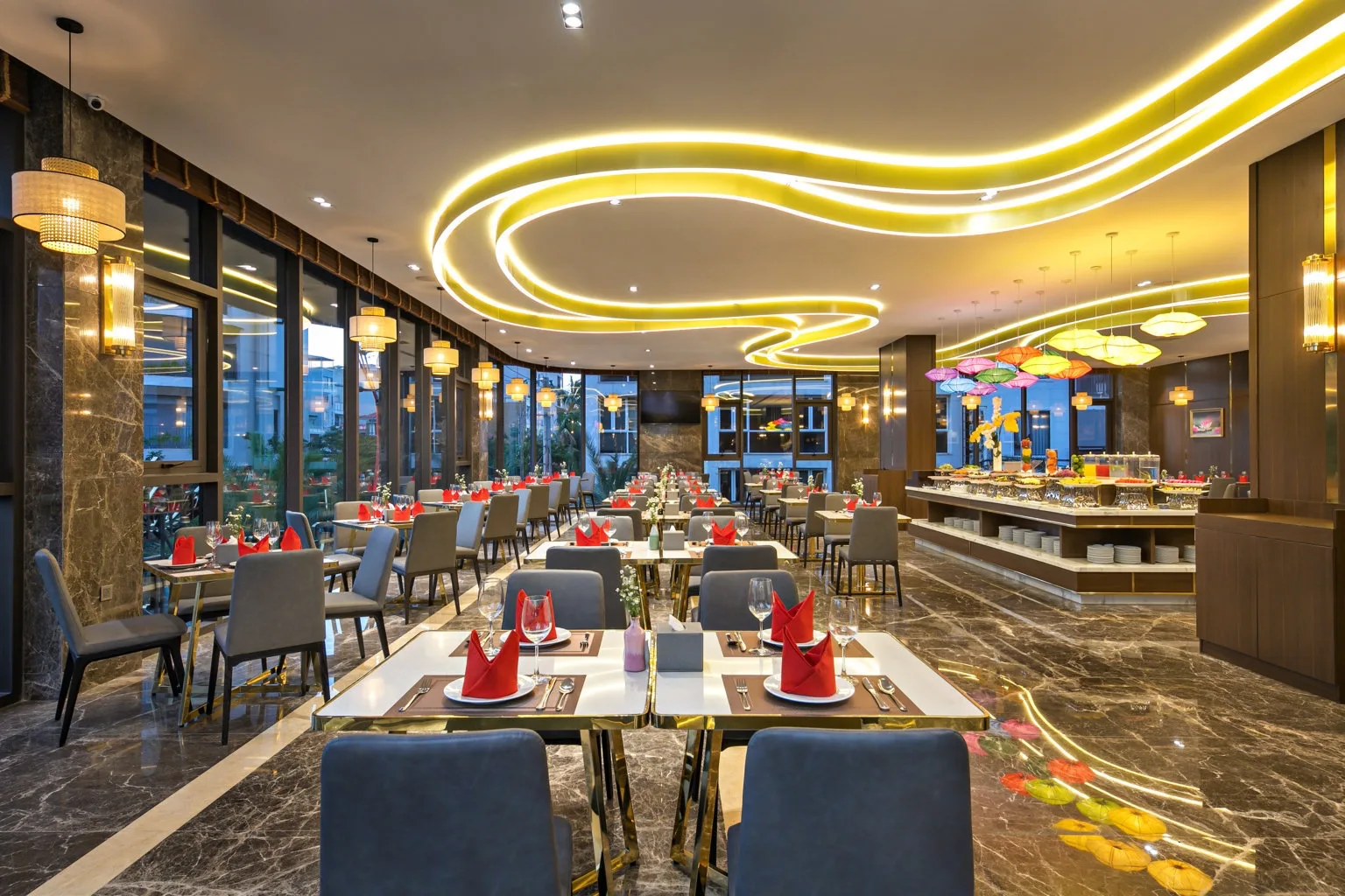 Golden Lotus Grand Da Nang: Hotline Đặt Phòng Chính Thức & Trải Nghiệm Nghỉ Dưỡng Đẳng Cấp
