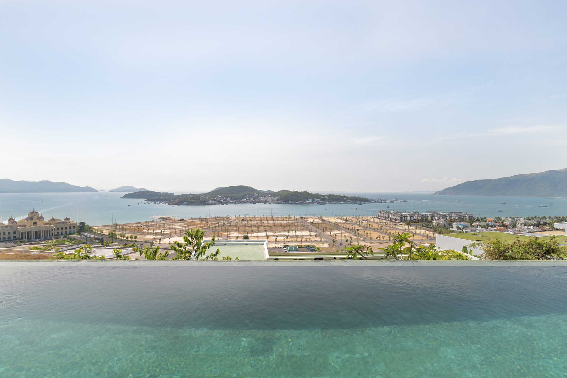 villa Oceanfront Nha Trang 10 phòng ngủ