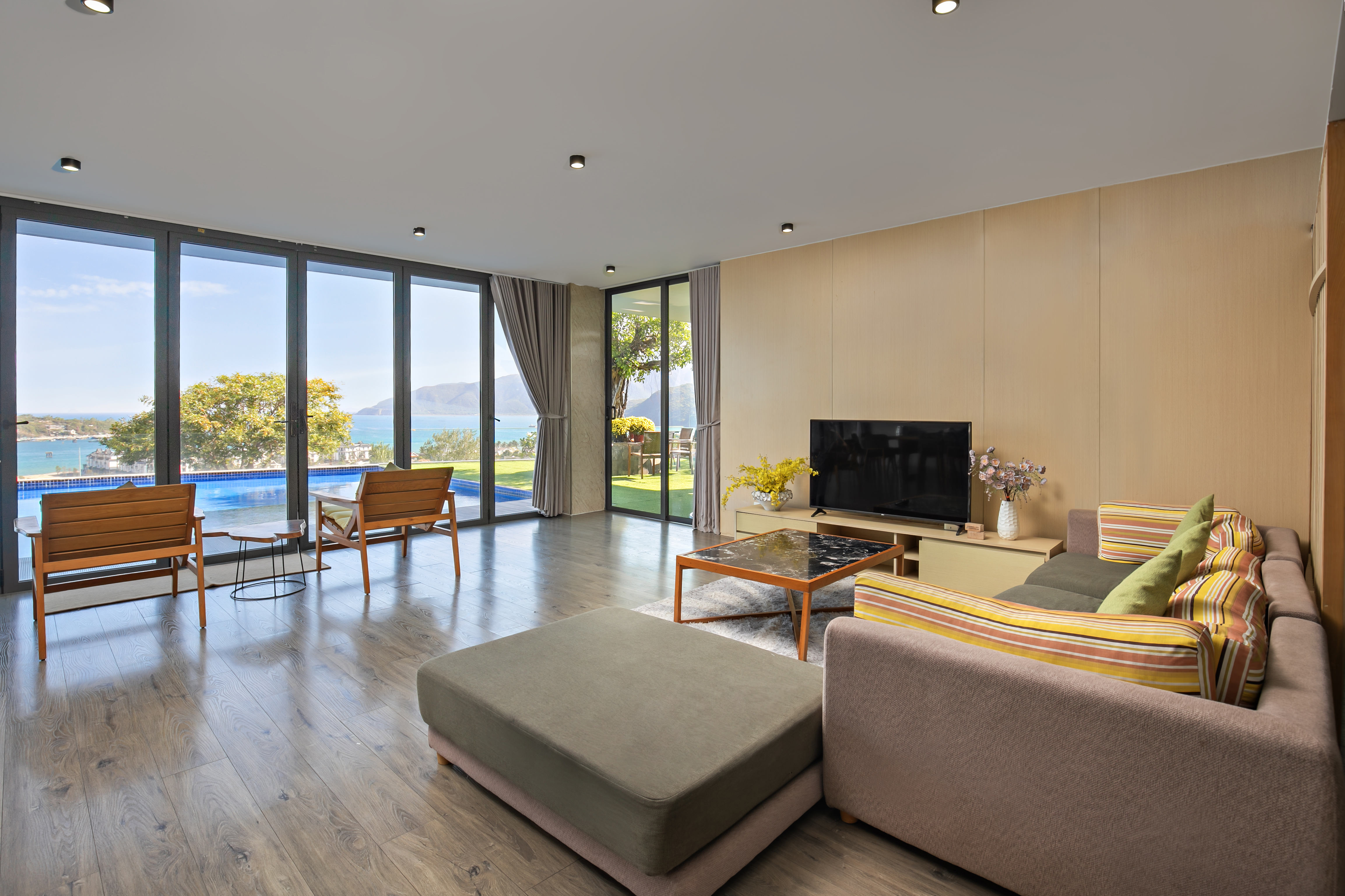 Oceanfront Nha Trang có nên đặt không