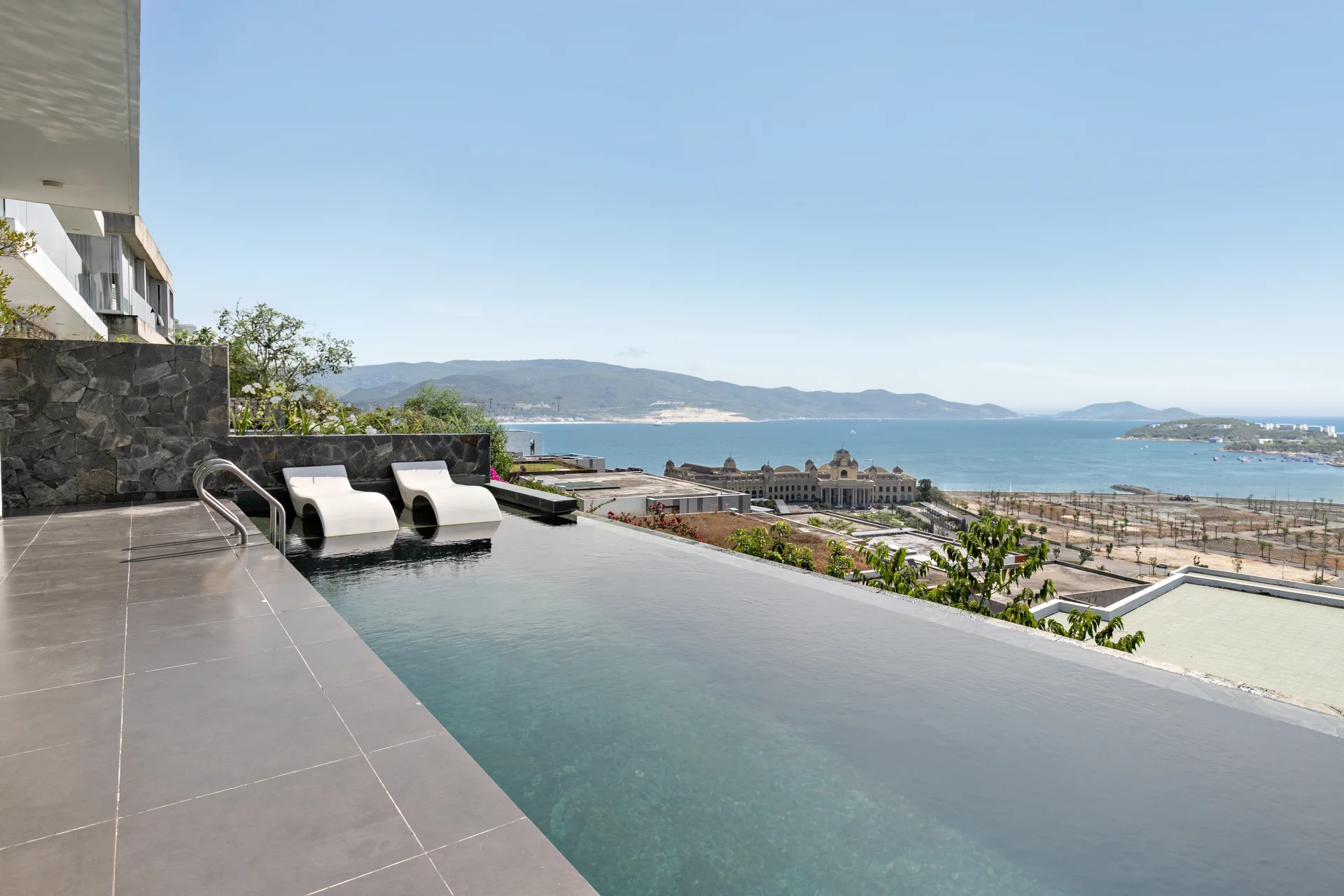 villa Nha Trang gần biển Koaniva