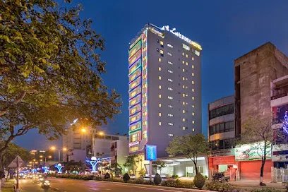 Lavender Riverside Hotel