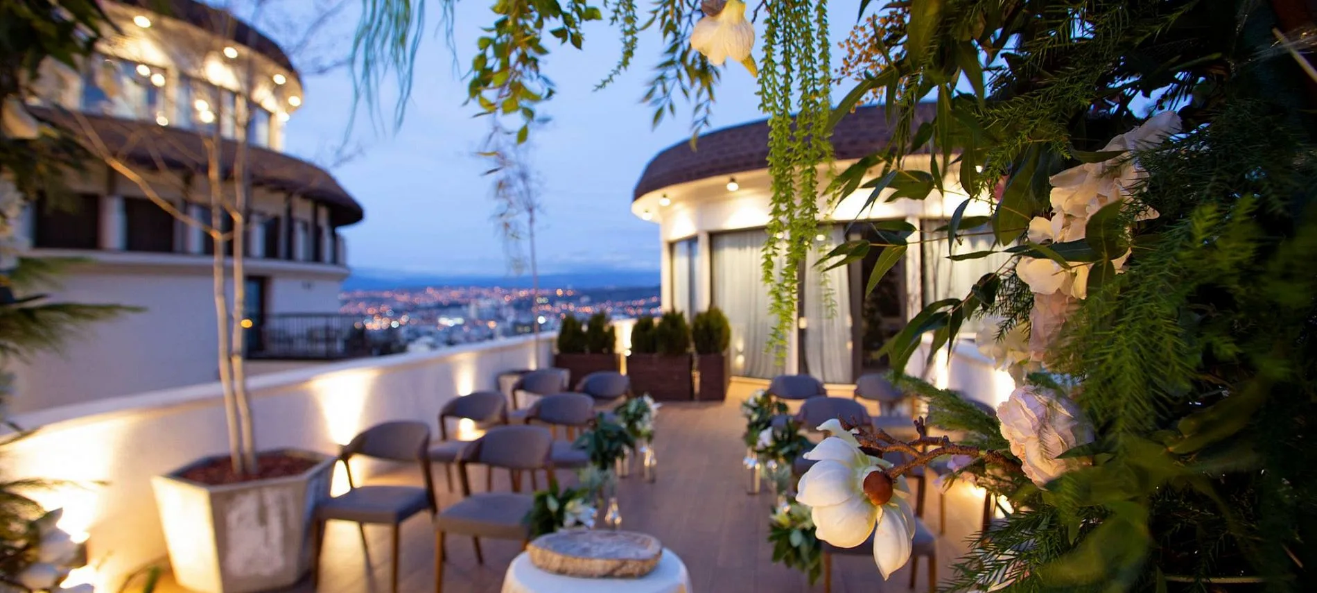 Adamo Hotel