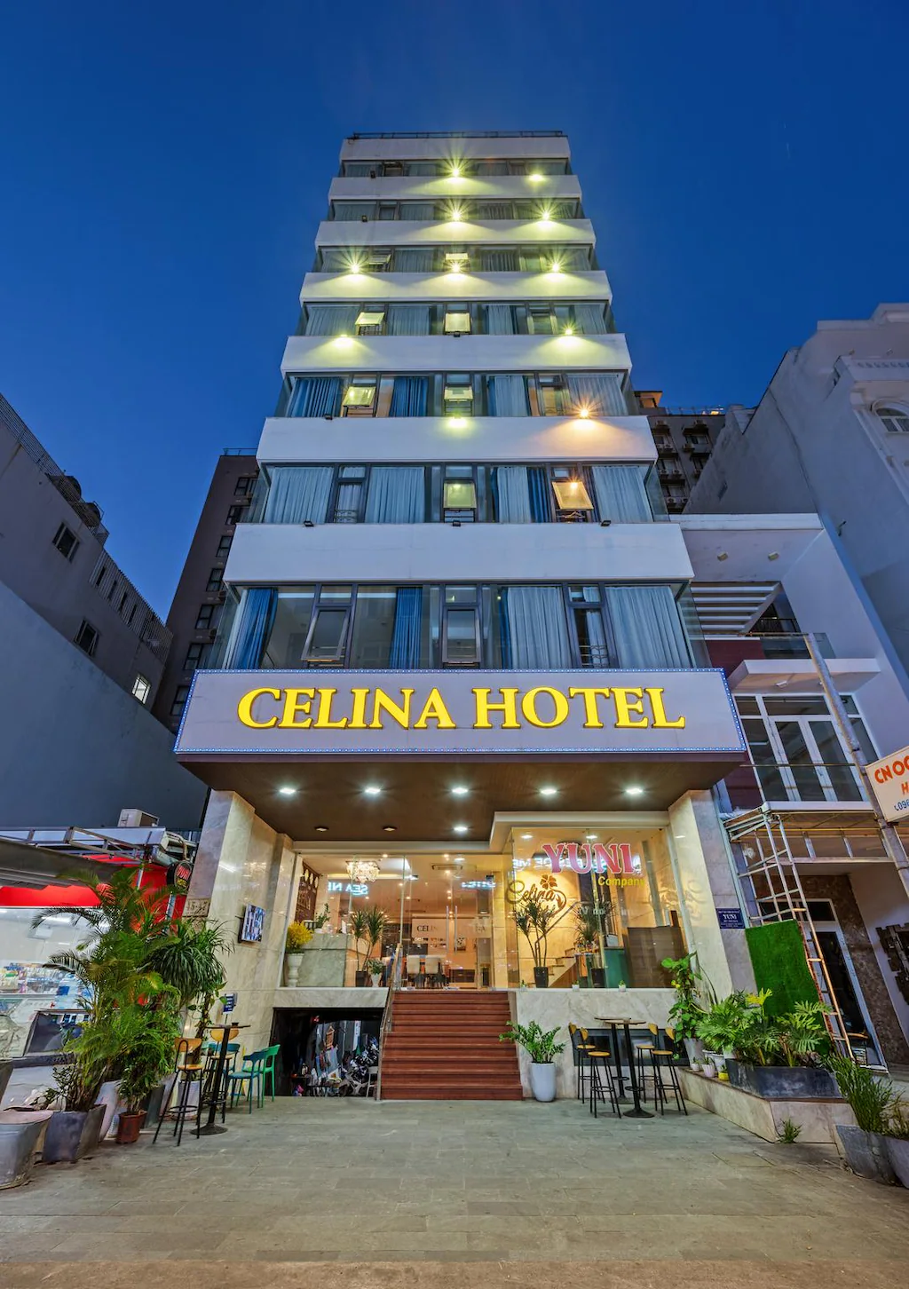 Celina Hotel & Apartment