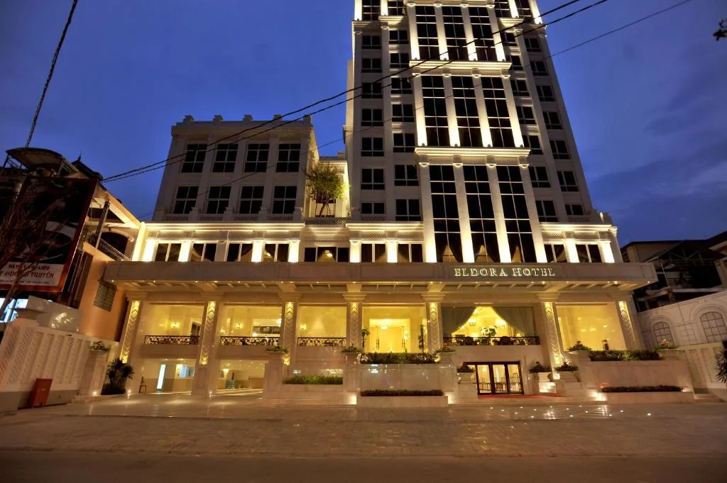 Eldora Hotel