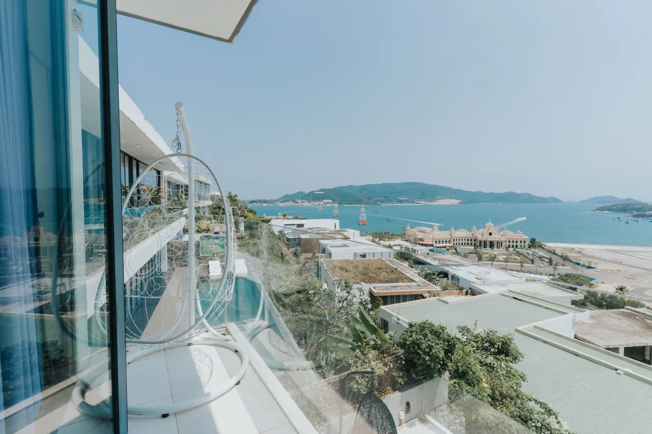 Ocean Front Villa Nha Trang R18 - 5PN