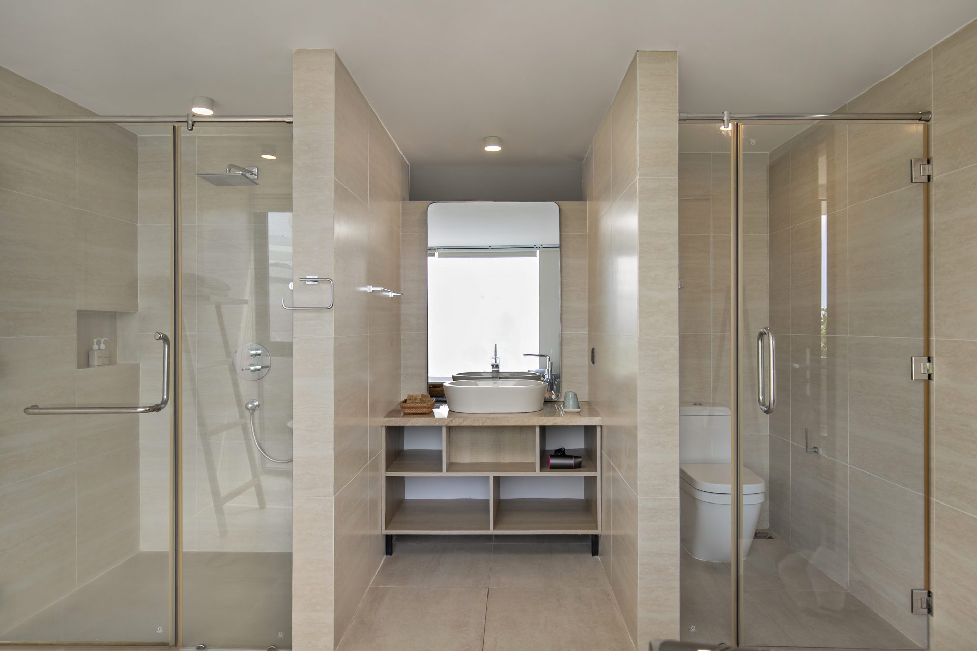 Ocean Front Villa Nha Trang B2 - 4PN