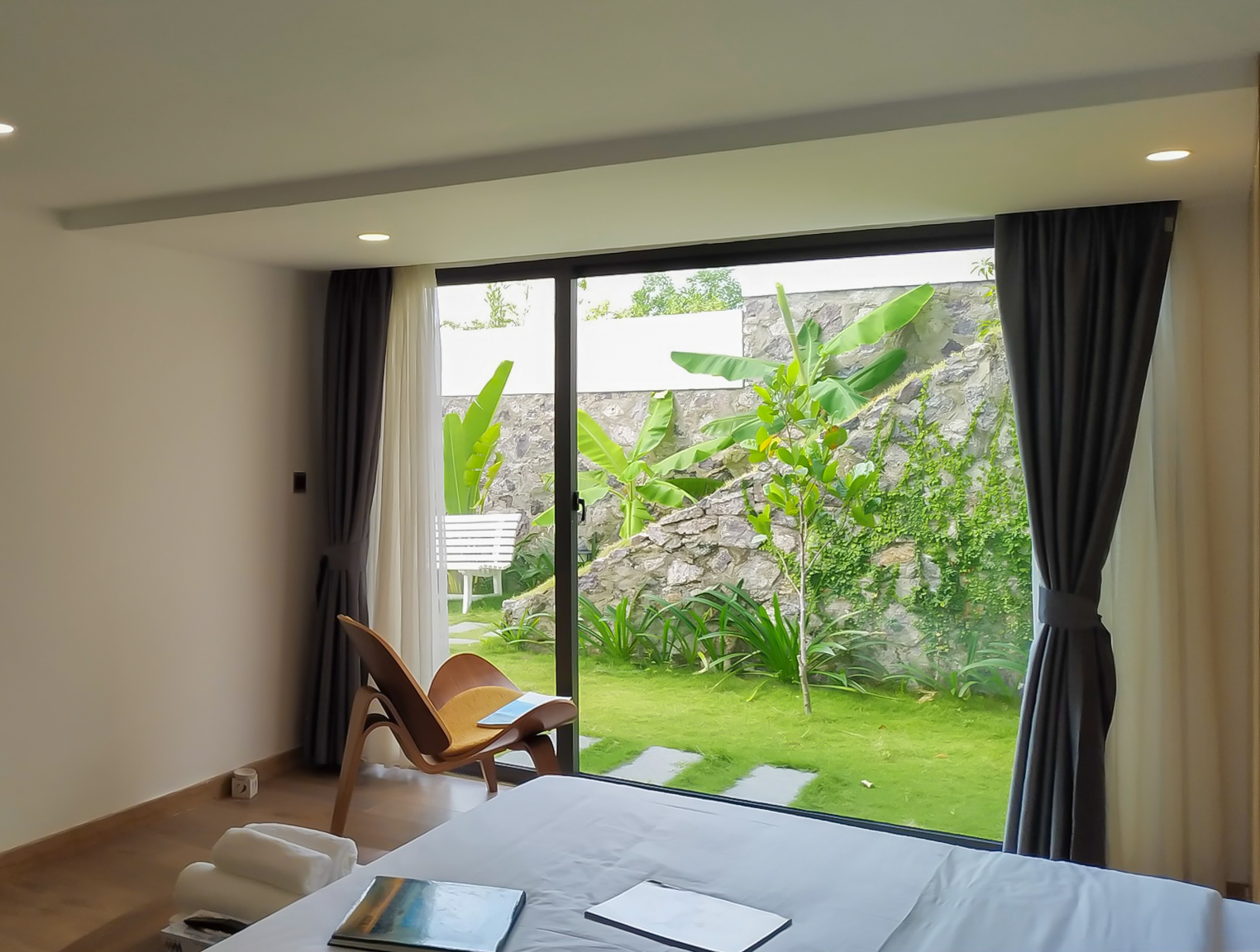 Ocean Front Villa Nha Trang R14 - 5PN