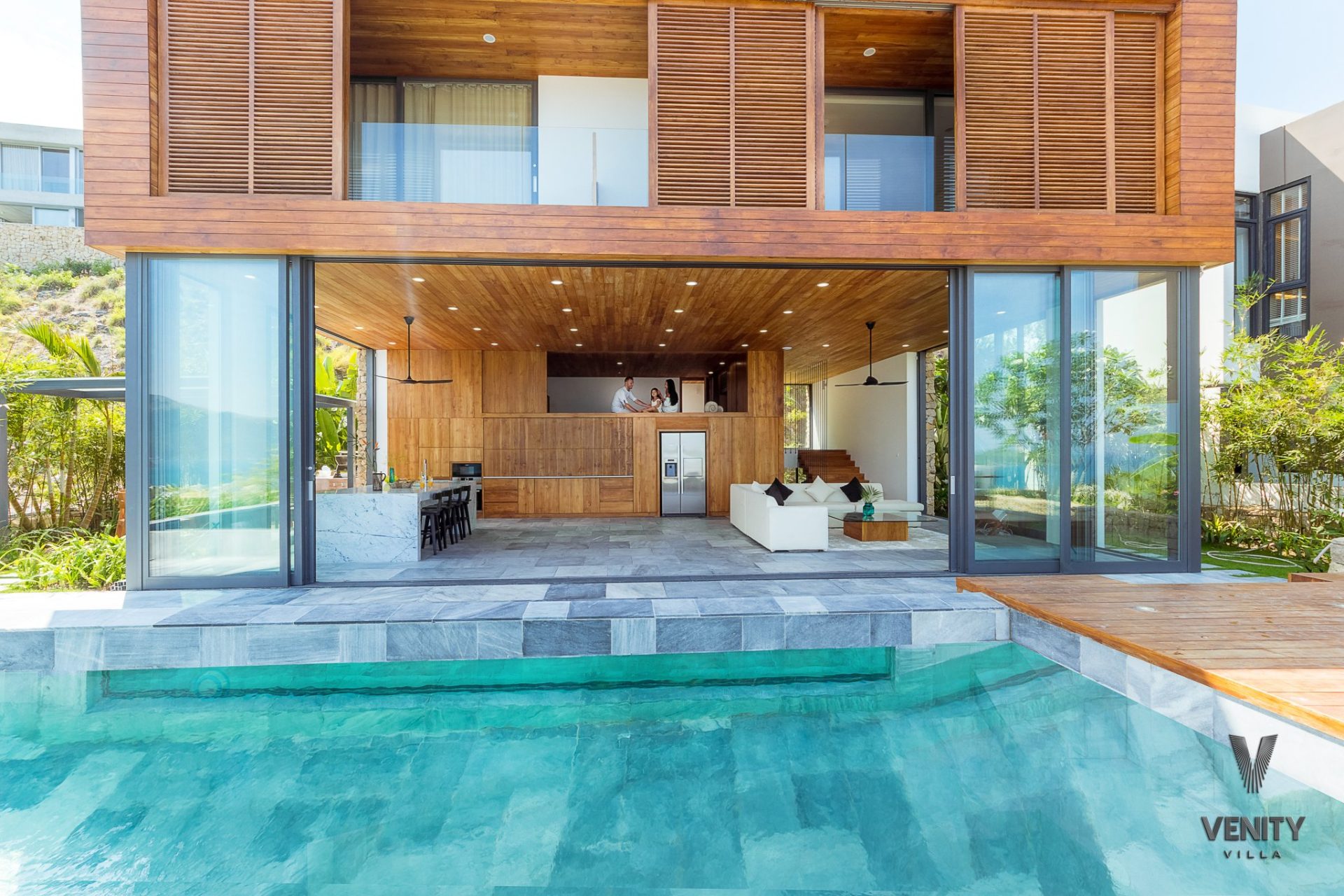 Ocean Front Villa Nha Trang B25 - 4PN