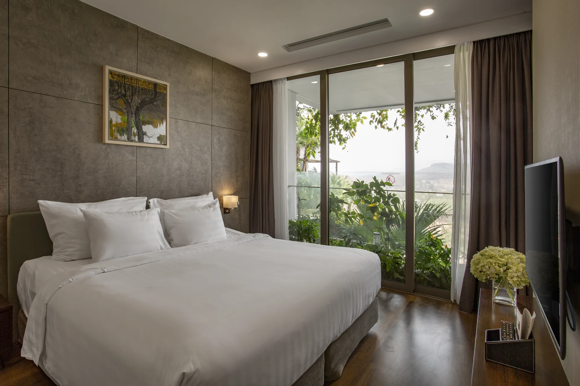 02 Deluxe Sky Residence