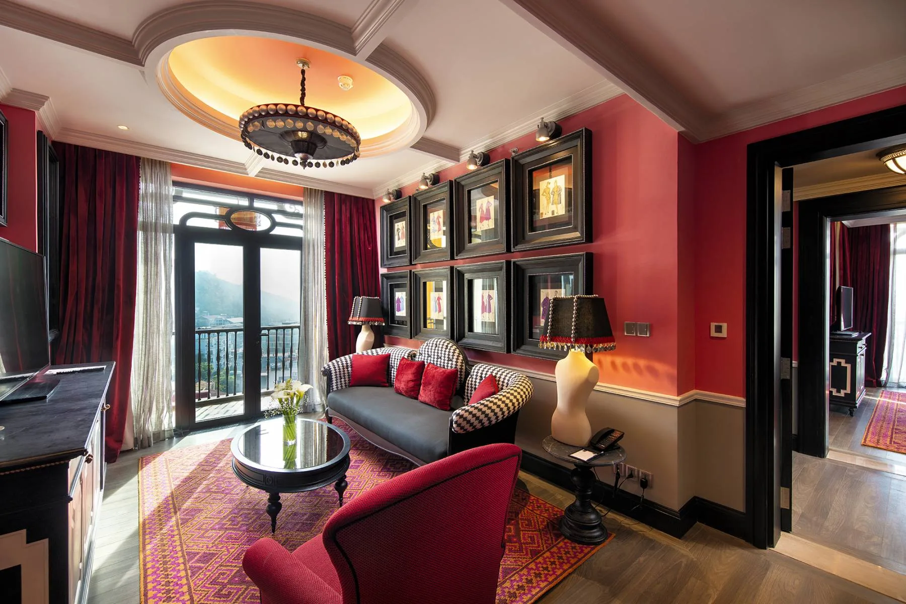 Deluxe Suite King
